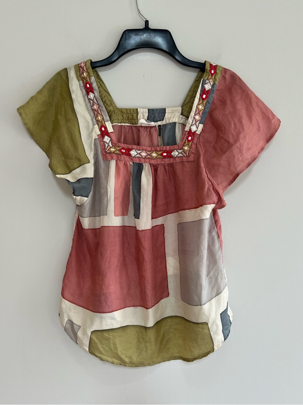 Akemi + Kin Anthropologie Geo Print Embroidered Silk Blouse Rose/Cream/Green, XS